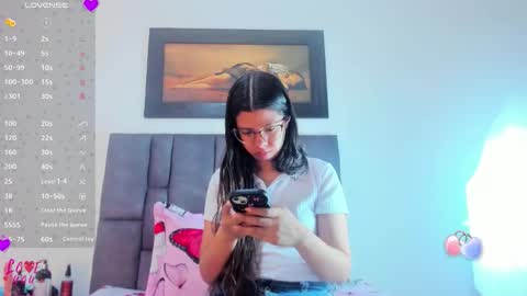 Vahiolet smith online show from April 1, 3:07 am