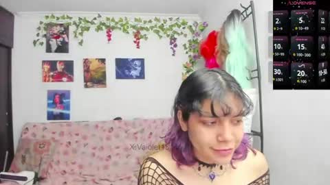 Snapshot of vaioletuwu chatting on July 29, 6:00 am Vaiolet1314 online show from July 29, 6:00 am