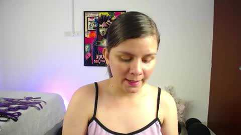 Snapshot of valeamaya chatting on October 19, 10:27 am valeamaya online show from October 19, 10:27 am