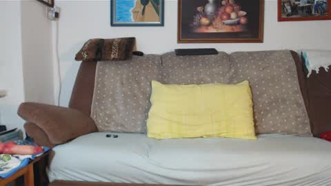 Cheating Slut online show from February 25, 9:24 pm