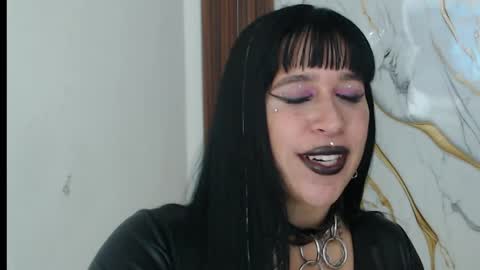 valen_ross7 online show from April 12, 10:37 pm