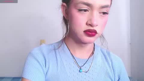 Snapshot of valen_thompson chatting on November 15, 7:21 pm IG-valen mendoza99 twitter valenthompson99 online show from November 15, 7:21 pm