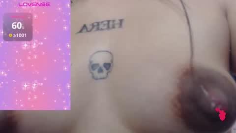 Snapshot of valen_tina33 chatting on April 26, 2:20 am Valentina online show from April 26, 2:20 am