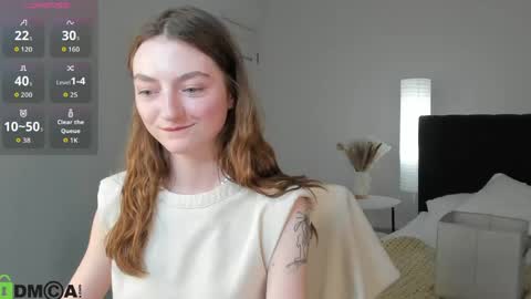 Snapshot of valenora1 chatting on May 14, 12:01 pm Nora online show from May 14, 12:01 pm