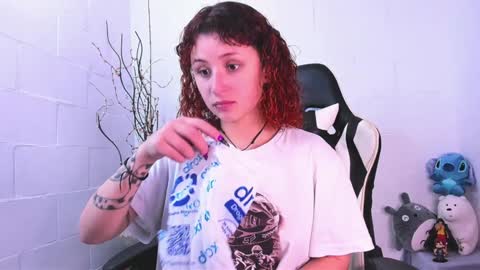 Snapshot of valent_27 chatting on December 31, 3:12 am Valentina online show from December 31, 3:12 am