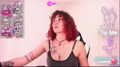 Snapshot of valent_27 chatting on February 20, 4:18 am Valentina online show from February 20, 4:18 am