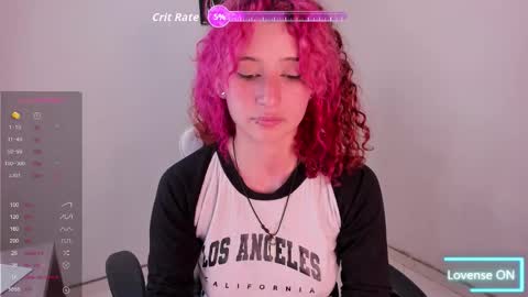 Snapshot of valent_27 chatting on October 23, 11:35 pm Valentina online show from October 23, 11:35 pm