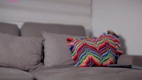 valenthinoking online show from November 8, 3:39 am