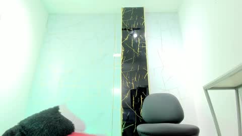 VALENTIN  online show from April 23, 2:57 am