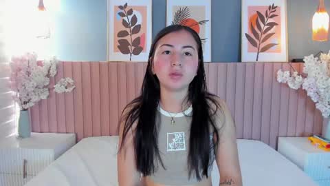 Snapshot of valentina_brock chatting on June 24, 12:37 pm Valentina online show from June 24, 12:37 pm