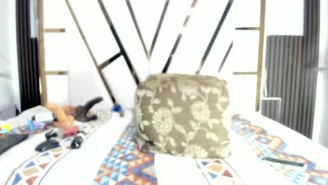 Snapshot of valentina_eboni chatting on May 7, 1:55 am Sharon online show from May 7, 1:55 am