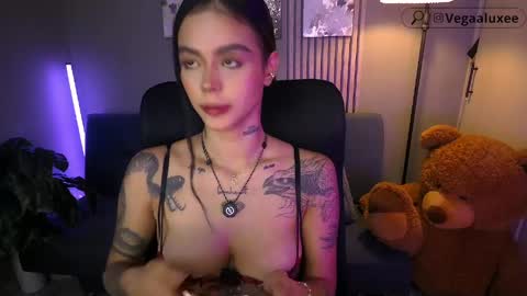 Snapshot of valentina_vegaa chatting on May 11, 3:07 pm Val online show from May 11, 3:07 pm