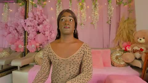 valentinaone1 online show from November 16, 10:37 pm