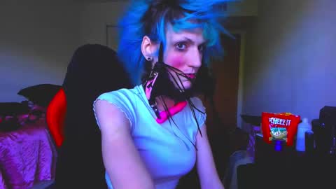 Tina Bates online show from September 15, 12:38 pm