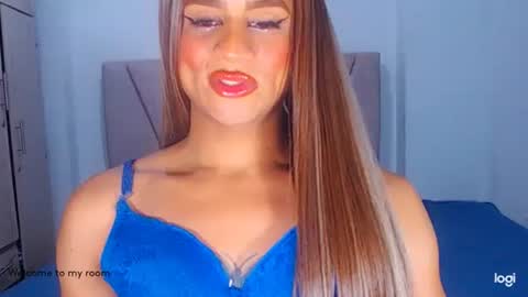 Snapshot of valentinaxxxdoll chatting on April 27, 7:34 pm VALENTINA online show from April 27, 7:34 pm
