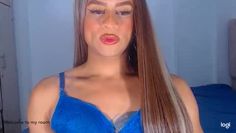 Snapshot of valentinaxxxdoll chatting on May 11, 7:11 pm VALENTINA online show from May 11, 7:11 pm