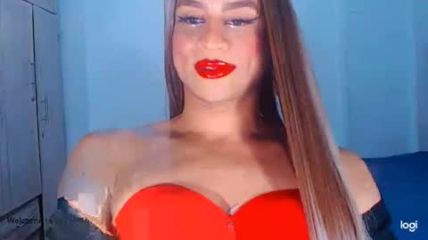 Snapshot of valentinaxxxdoll chatting on May 19, 7:20 pm VALENTINA online show from May 19, 7:20 pm