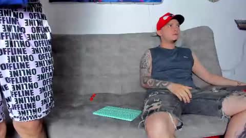 Snapshot of valentino_bel chatting on July 29, 1:53 pm Nick online show from July 29, 1:53 pm