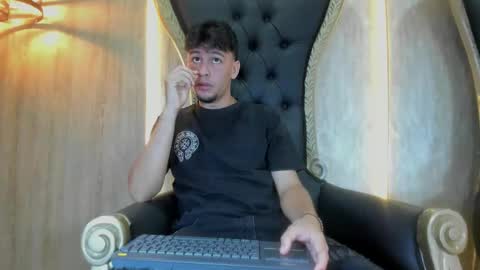 VALENTINO online show from March 4, 8:26 pm