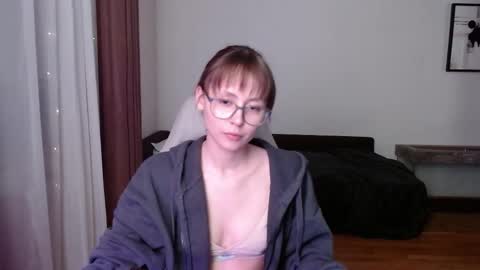 Snapshot of valents_cherry chatting on November 14, 5:11 pm Valentina online show from November 14, 5:11 pm