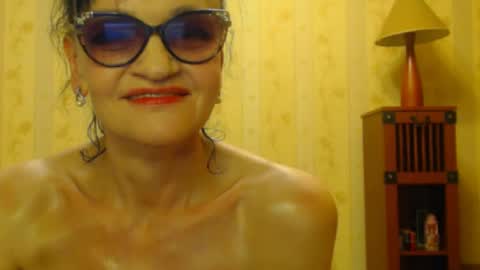 Snapshot of valenttijm3851 chatting on February 6, 11:48 pm valentijm online show from February 6, 11:48 pm
