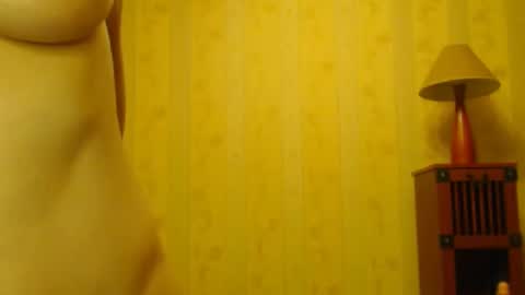 Snapshot of valenttijm3851 chatting on February 17, 3:53 pm valentijm online show from February 17, 3:53 pm