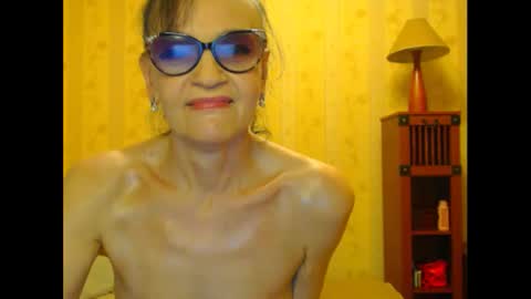 Snapshot of valenttijm3851 chatting on March 8, 7:16 am valentijm online show from March 8, 7:16 am