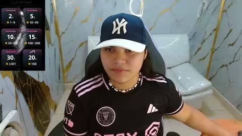 valeri_harpers4 online show from April 1, 2:23 am