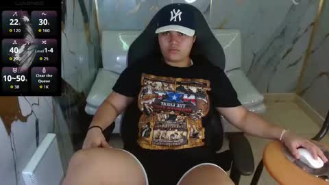 Snapshot of valeri_harpers4 chatting on April 29, 2:43 pm valeri_harpers4 online show from April 29, 2:43 pm