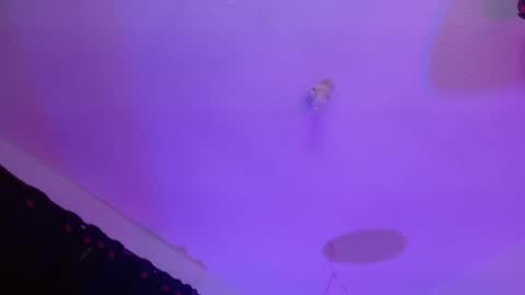 Snapshot of valeri_sotoo chatting on May 6, 1:49 pm valeri_sotoo online show from May 6, 1:49 pm
