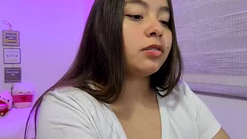 valeria online show from April 11, 7:45 am