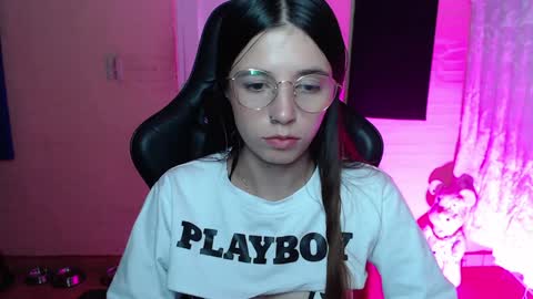 Snapshot of valeria_mendozza chatting on January 9, 4:41 am   online show from January 9, 4:41 am