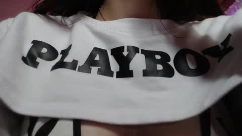 Snapshot of valeria_mendozza chatting on February 11, 8:05 am   online show from February 11, 8:05 am