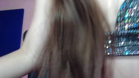 Snapshot of valeria_mendozza chatting on February 23, 9:00 am   online show from February 23, 9:00 am