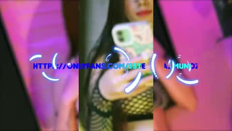 Snapshot of valeria_mendozza chatting on March 10, 8:04 am   online show from March 10, 8:04 am