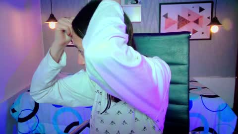 Snapshot of valeria_rossi7 chatting on December 9, 1:24 pm Valeria online show from December 9, 1:24 pm