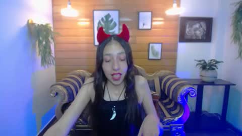 Snapshot of valeria_rossi7 chatting on February 14, 10:47 pm Valeria online show from February 14, 10:47 pm