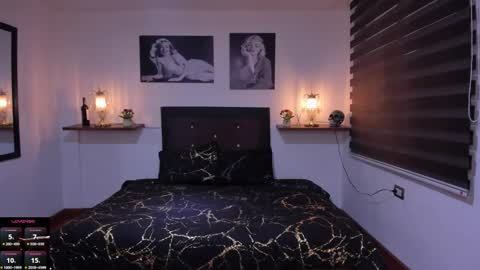 Snapshot of valeria_rossi7 chatting on October 8, 1:53 pm Valeria online show from October 8, 1:53 pm