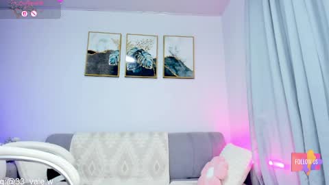 Snapshot of valeria_wood chatting on May 26, 5:47 am valeria online show from May 26, 5:47 am