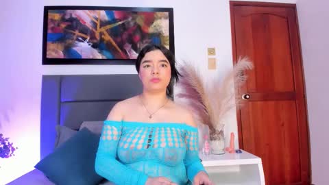 Snapshot of valeriablythe chatting on March 3, 11:49 am ValeriaBlythe online show from March 3, 11:49 am