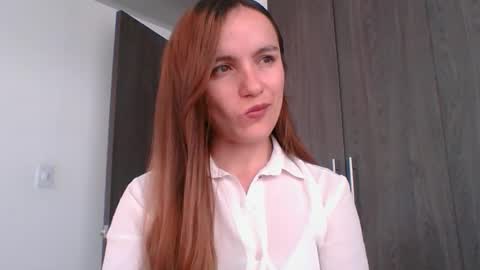 valeriafrannco online show from February 16, 8:49 pm