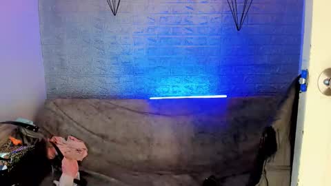 Snapshot of valeriagill_ chatting on May 14, 12:06 am valeriagill_ online show from May 14, 12:06 am