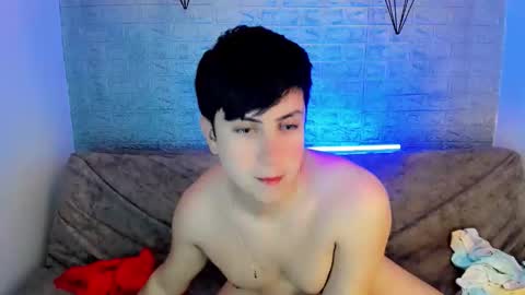 Snapshot of valeriagill_ chatting on May 16, 11:03 pm valeriagill_ online show from May 16, 11:03 pm