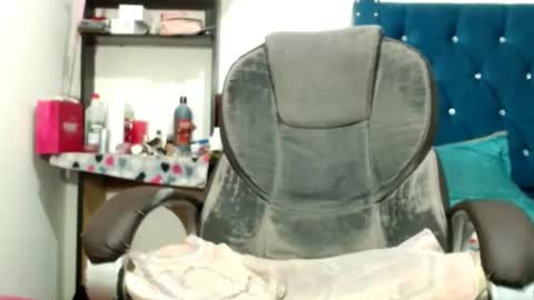 Snapshot of valeriahotye chatting on October 10, 6:51 pm ValeriaHotye online show from October 10, 6:51 pm