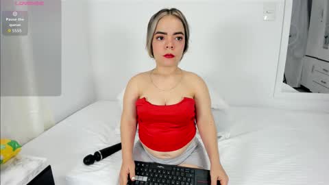 valerialoren online show from September 16, 2:34 am