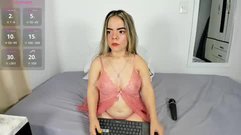 valerialoren online show from October 12, 3:16 am