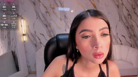 Snapshot of valeriavelvet chatting on April 23, 12:29 pm Vale online show from April 23, 12:29 pm