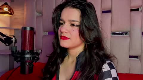 Snapshot of valeriekay_ chatting on May 28, 9:45 pm Valeria online show from May 28, 9:45 pm