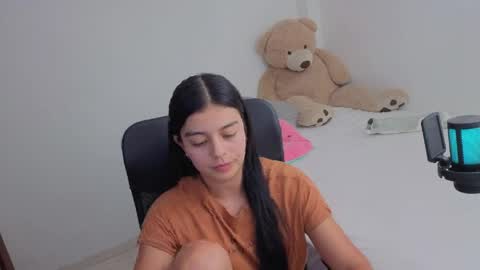 Juli C online show from April 8, 1:38 am