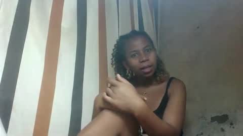 Snapshot of valerinezah chatting on March 6, 8:11 am valerinezah online show from March 6, 8:11 am